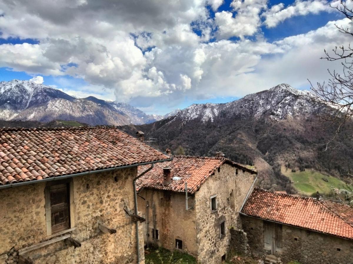 Dossena Dimora Storica Al Lac Conte Tomaselli Villa Madonna della Costa Luaran gambar