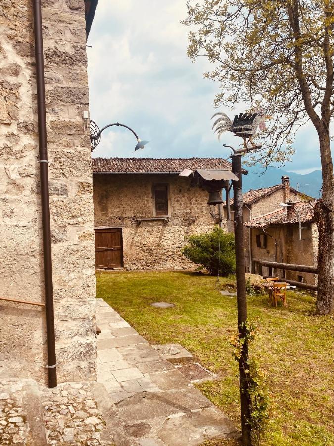 Dossena Dimora Storica Al Lac Conte Tomaselli Villa Madonna della Costa Luaran gambar